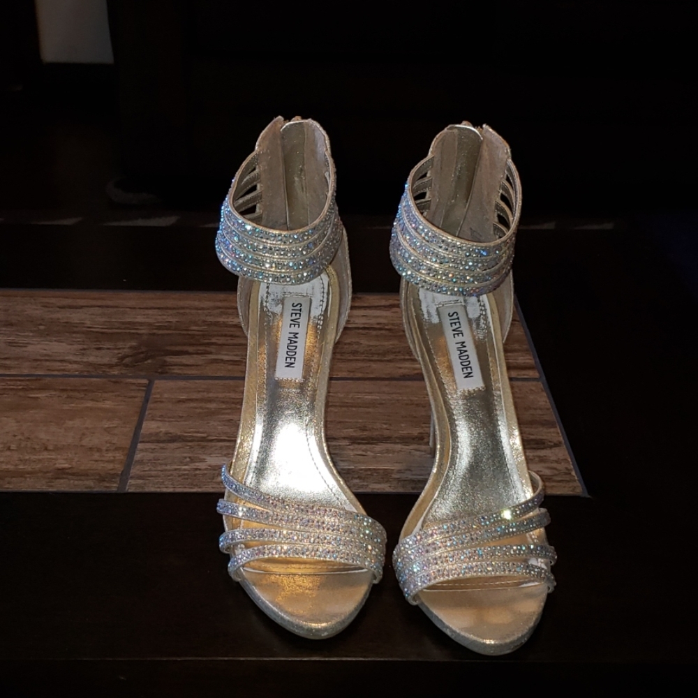 Women's  Sandals.